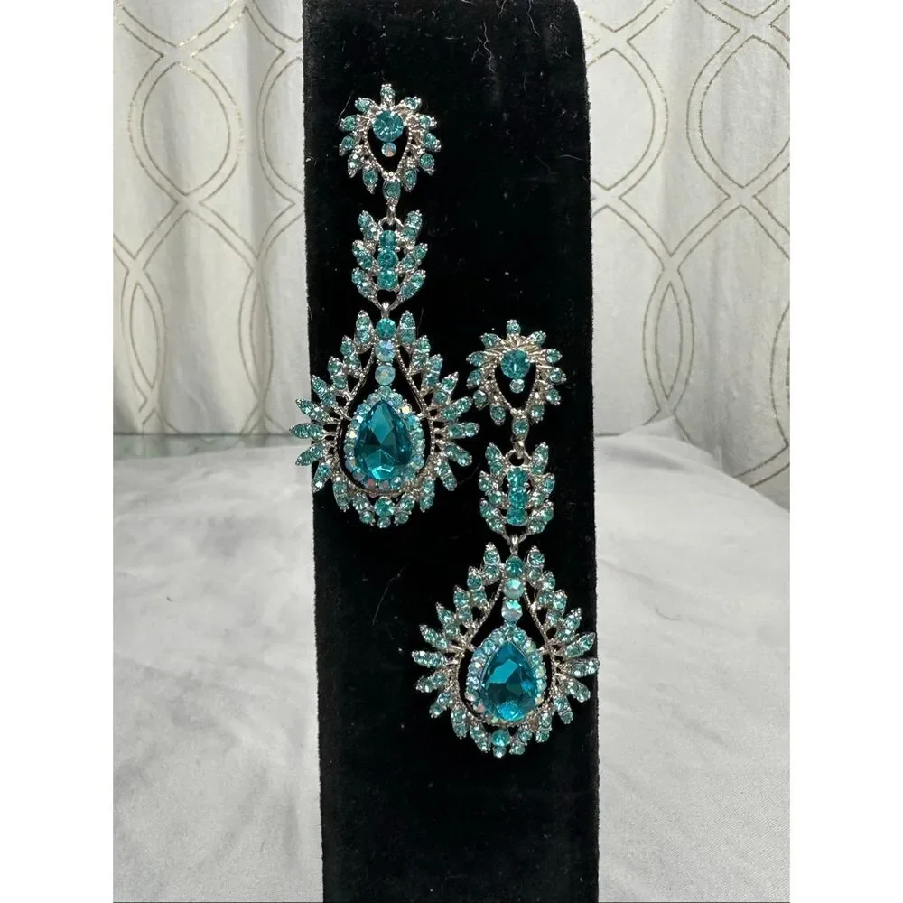 Teal Rhinestone Statement Chandelier Earrings Pageant Prom Glam - Picture 7 of 7